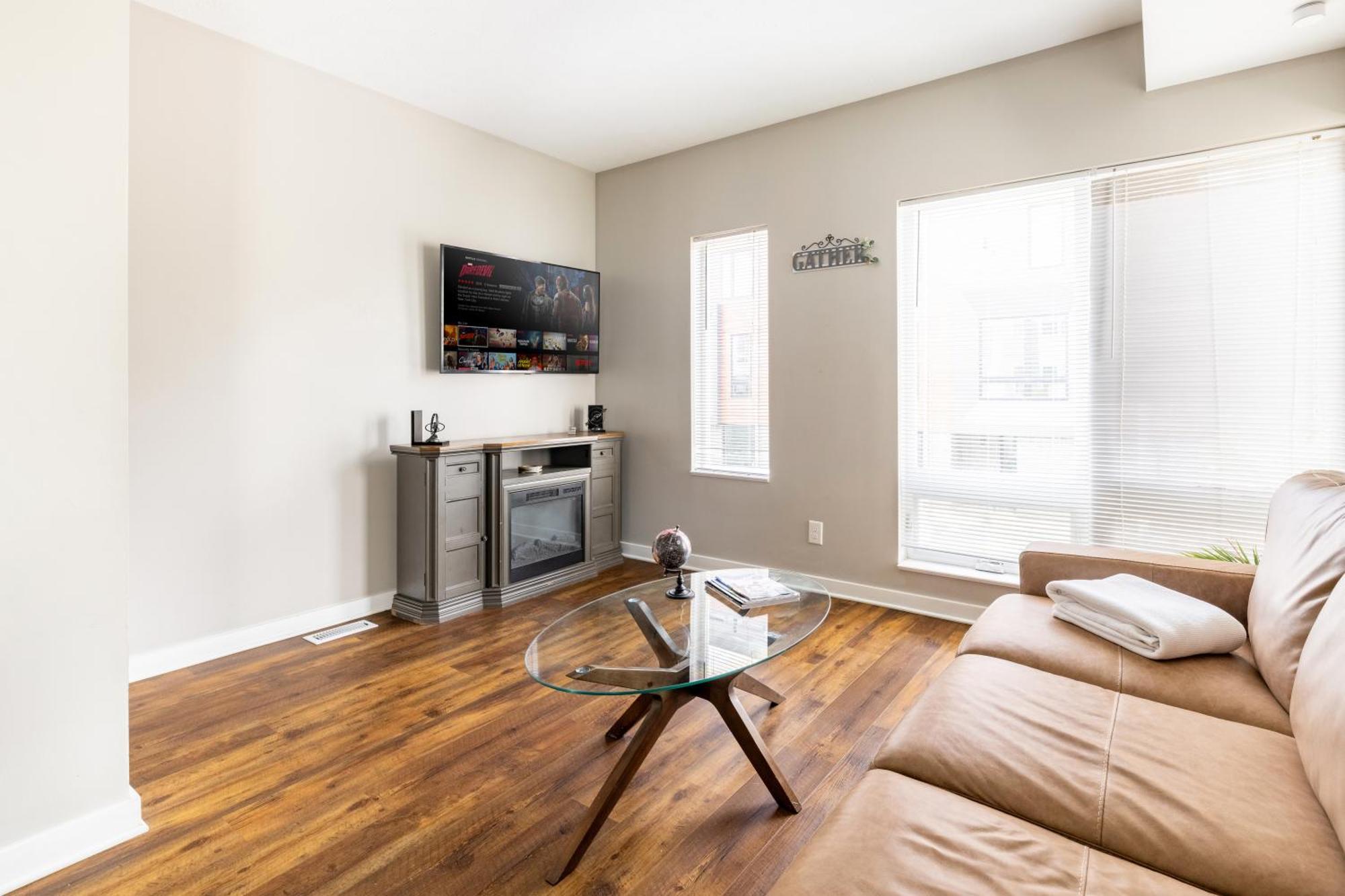 Luxury Downtown Townhome Private Garage Unit 9 Cleveland Dış mekan fotoğraf