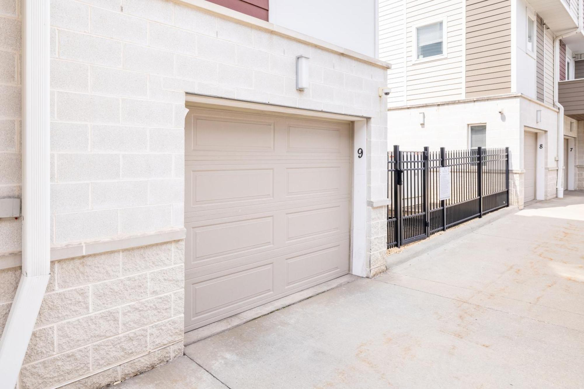 Luxury Downtown Townhome Private Garage Unit 9 Cleveland Dış mekan fotoğraf